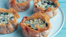 Σουφλεδάκια με σπανάκι