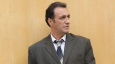 Άγριες Μέλισσες: Μπαμπάς για πρώτη φορά ο... Κυριάκος