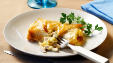 Κοτόπιτες ατομικές με μπεσαμέλ