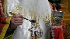 Διαστρεβλώσεις και νευρώσεις με τη Θεία Κοινωνία καταγγέλλει η Εκκλησία 