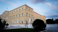 Στη Βουλή το νομοσχέδιο για το Ψηφιακό Τέλος Συναλλαγής - Έκπτωση φόρου για τις δωρεές προς το Δημόσιο 