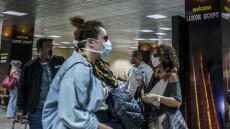 Κορωνοϊός: Ο αραβικός κόσμος σατιρίζει τον πανικό με τραγούδια και βίντεο