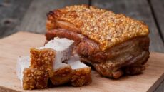 Κορωνοϊός: Δεν έχει αποδειχθεί ότι κολλάει από την κατανάλωση κρέατος