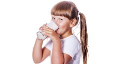 Πλήρες γάλα ή ελαφρύ; Δεν φαντάζεστε ποιο από τα δύο παχαίνει περισσότερο