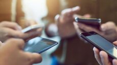 Κορωνοϊός: Η EETT καλεί τις εταιρείες κινητής τηλεφωνίας να δώσουν δωρεάν data και χρόνο ομιλίας 