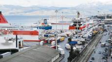 Πάτρα: Τέσσερις αλλοδαποί επιχείρησαν να φύγουν παράνομα από τη χώρα με πλαστά έγγραφα