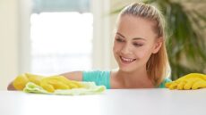 Κορωνοϊός: Ξεπεράστε το στρες του εγκλεισμού βάζοντας σε τάξη την κουζίνα