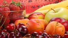 Ανακοινώθηκε η λίστα με τα πιο μολυσμένα φρούτα και λαχανικά για το 2020