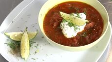 Κορωνοϊός - Ιταλία: Φτιάχνουν σούπα μπορς σε Ρώσους γιατρούς για να νιώσουν σαν στο σπίτι τους