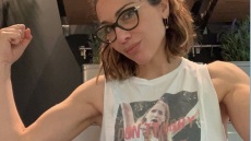 Η Δέσποινα Βανδή επιλέγει τσία και σπόρους κάνναβης στο πρωινό της