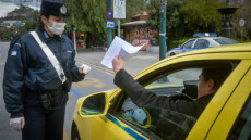 Απαγόρευση κυκλοφορίας: Σχεδόν 30.000 πρόστιμα από την ΕΛ.ΑΣ. για άσκοπες μετακινήσεις