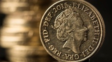 Βρετανία: Πτώση για τη στερλίνα μετά την εισαγωγή του Τζόνσον στην εντατική 