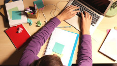 Κορωνοϊός: Μεγάλη συμμετοχή των μαθητών στην εξ αποστάσεως διδασκαλία