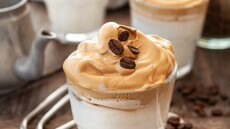 Dalgona, o φραπέ γίνεται trend στη Νότια Κορέα