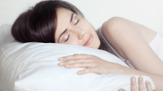 Πώς μία ώρα ύπνου λιγότερη μπορεί να διπλασιάσει τον κίνδυνο για την καρδιά