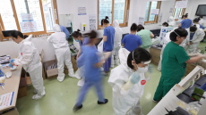 Κορωνοϊός: Ξεπέρασαν τους 150.000 οι νεκροί παγκοσμίως