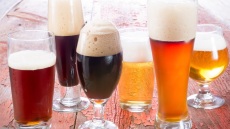 Δέκα ασυνήθιστα ποτά που πίνουν οι Γερμανοί