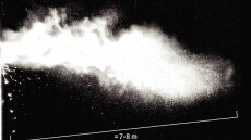 Βίντεο δείχνει πόσο μακριά «ταξιδεύουν» τα σταγονίδια με το φτάρνισμα