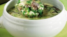 Μαγειρίτσα: 8 συνταγές για να φτιάξετε αυτή που σάς ταιριάζει