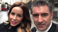 Η Ιωάννα Λίλη κούρεψε στην καραντίνα τον Θοδωρή Ζαγοράκη