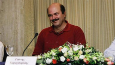 Γιάννης Καραχισαρίδης: Το Φεστιβάλ Αθηνών & Επιδαύρου αποχαιρετά τον πρώην διευθυντή του