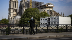 Γαλλία: Άνοιξαν και πάλι τα εργοτάξια στην Παναγία των Παρισίων