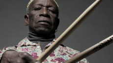 Tony Allen: Πέθανε ο σπουδαιότερος ντράμερ όλων των εποχών