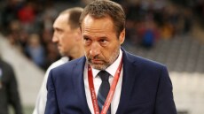 Φαν 'τ Σιπ: «Γνωρίζουμε την αξία Παπασταθόπουλου και Μανωλά - Ο Μήτρογλου έχει να παίξει έναν χρόνο»
