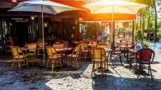 Ανοιχτό το ενδεχόμενο επέκτασης των χώρων εστίασης και στο οδόστρωμα