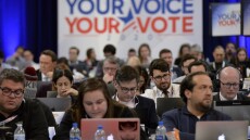 To RT America ζητά να προσλάβει Αμερικανούς δημοσιογράφους λίγους μήνες πριν τις εκλογές