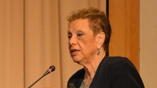 Γιαμαρέλλου: Δεν θα κολλήσει κορωνοϊό όποιος κοινωνήσει - Προφυλάσσει την υγεία