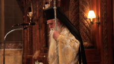 Ο Αμβρόσιος αφόρισε Μητσοτάκη, Κεραμέως, Χαρδαλιά - Έφευγαν οι πιστοί από τον ναό