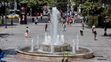 Έρχεται νέο «κύμα» καύσωνα, πού και πότε θα φτάσει η θερμοκρασία στους 40 - Εκρηκτικό κοκτέιλ ζέστης και ισχυρών ανέμων