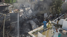 Πακιστάν: Σε ανθρώπινο λάθος οφείλεται η συντριβή αεροσκάφους στο Καράτσι 