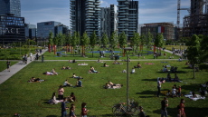 Ιταλία: Μείωση κρουσμάτων και θανάτων από κορωνοϊό – Ανησυχία για την κοσμοσυρροή