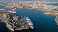 Ρύπανση από κρουαζιερόπλοιο στον Πειραιά, δύο συλλήψεις
