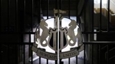 Νιουκάστλ: Αποκαλύφθηκε η σχέση των Σαουδαράβων με πειρατικό κανάλι, στον αέρα η μεταβίβαση