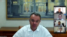 Η γουνοποιία στο επίκεντρο της τηλεδιάσκεψης Σταϊκούρα με φορείς τη Καστοριάς