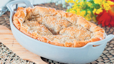 Μανιταρόπιτα με καρύδια