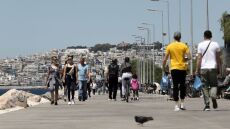 Τι αλλάζει από Δευτέρα: Ανοίγουν δημοτικά, υπηρεσίες και οι περισσότερες επιχειρήσεις