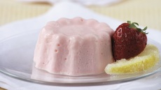 Γιαουρτοζελέ με φράουλες