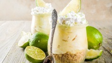 Αέρινο trifle με άρωμα λάιμ