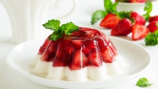 Καλοκαιρινά -και εύκολα- γλυκά