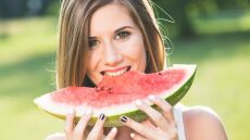 9 λόγοι για να βάλουμε το καρπούζι στη διατροφή μας