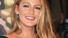 Blake Lively: Δεν θα πιστέψετε ποιος της βάφει τα μαλλιά 