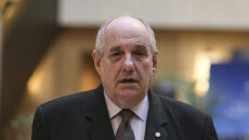 Τέρενς Κουίκ: Επέστρεψε στην τηλεόραση - Σε ποιο κανάλι θα λέει το δελτίο ειδήσεων 