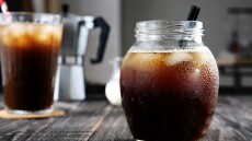 Cold brew VS Παγωμένος καφές φίλτρου: Ποια η διαφορά τους και ποιον να επιλέξεις