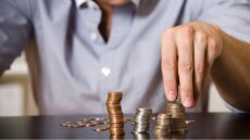 Κορωνοϊός: Αύξηση αποταμιεύσεων κατά €6 δισ. λόγω του ιού