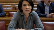 Χαμός για την βουλευτή του ΣΥΡΙΖΑ που είπε ότι ο Αλέξανδρος Σβώλος ήταν υποστηρικτής της ΝΔ: Ανοίξτε κανά βιβλίο