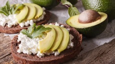 Πέντε καλοί λόγοι για να τρως συχνά τυρί cottage